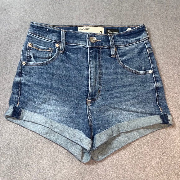 Jean shorts - Picture 1 of 3